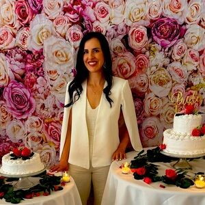 Meet your Posher, Dana